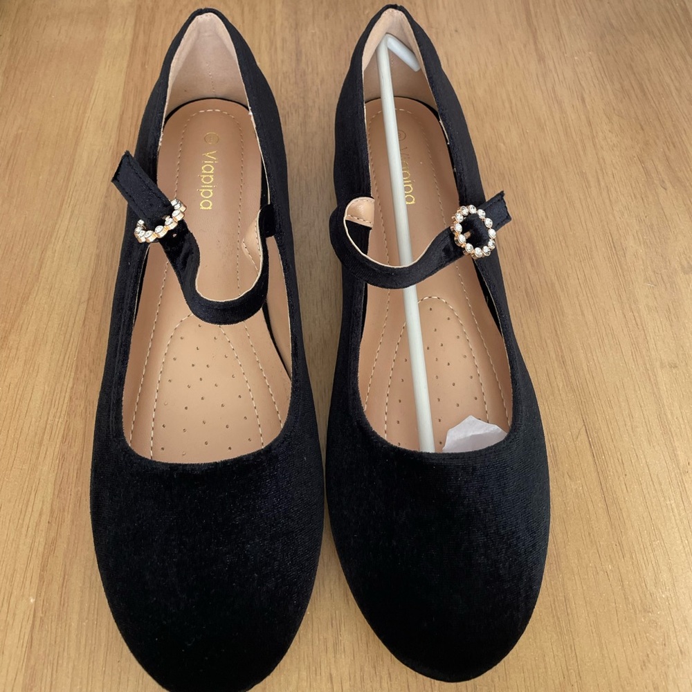 Black Velvet Ballet Flats